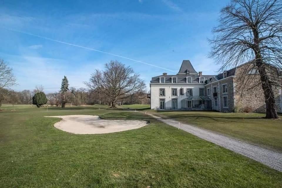La Chambre Du Chateau De Bernalmont Liège Dış mekan fotoğraf