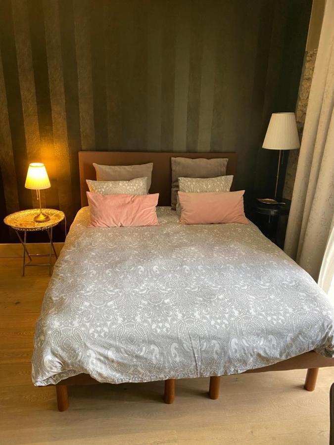 La Chambre Du Chateau De Bernalmont Liège Dış mekan fotoğraf